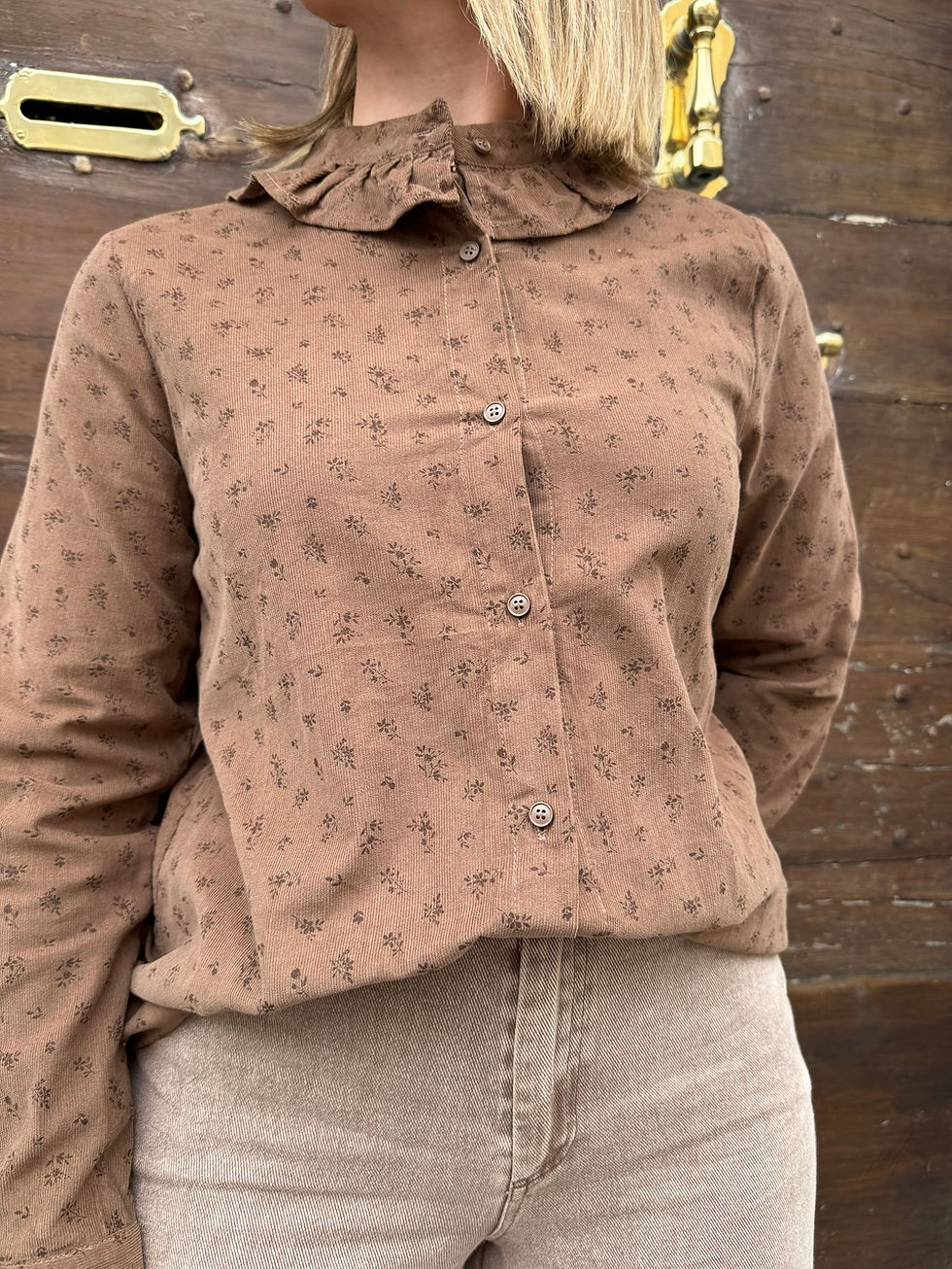 Chemise originale velours marron, Ella