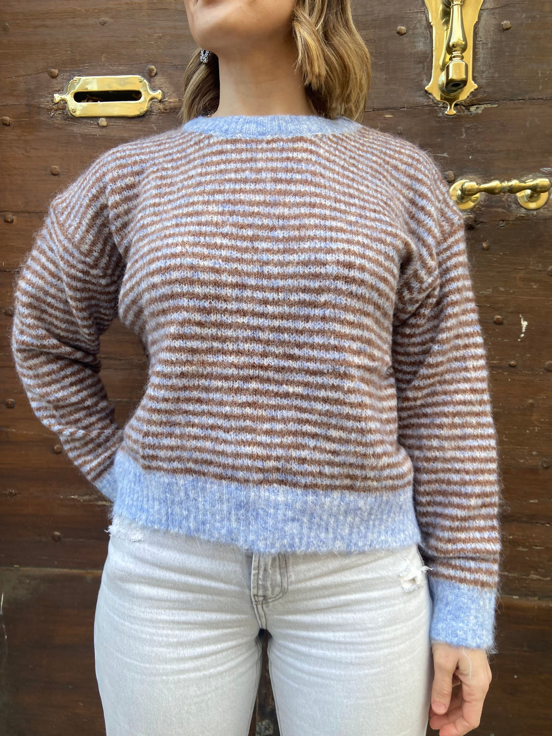 Pull original femme rayé marron et bleu, Monique in april 1986