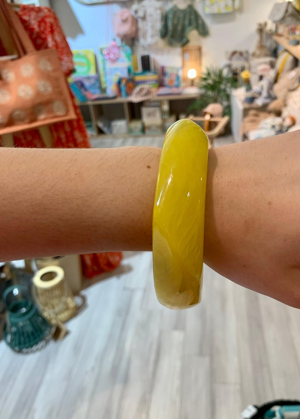 Bracelet jonc large original résine, jaune le petit souk