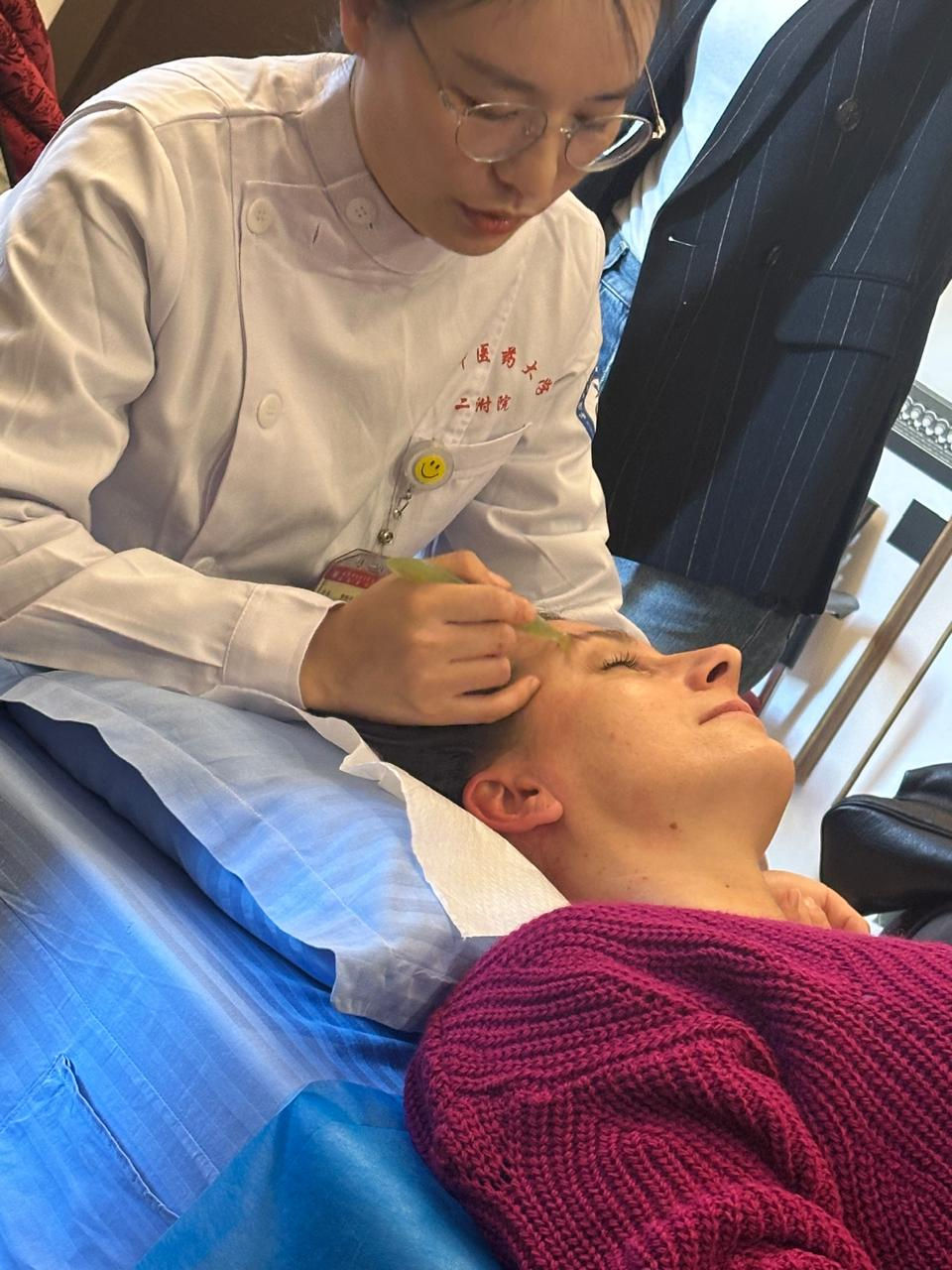 Facial Lymphatic Drainage Demonstration