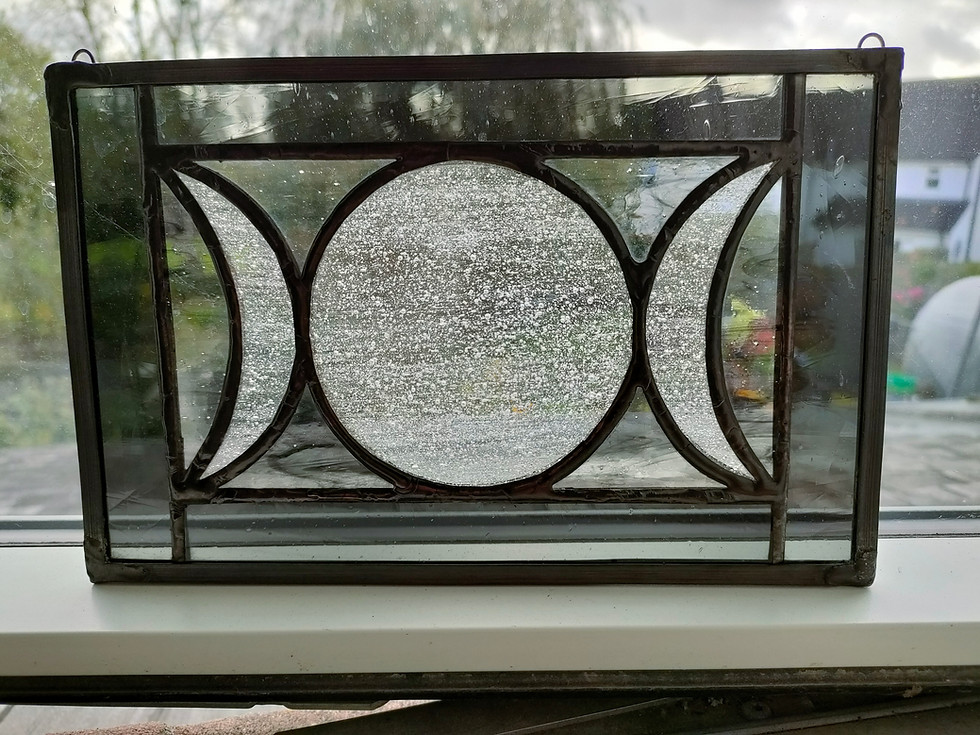 Thumbnail: Moon Glass