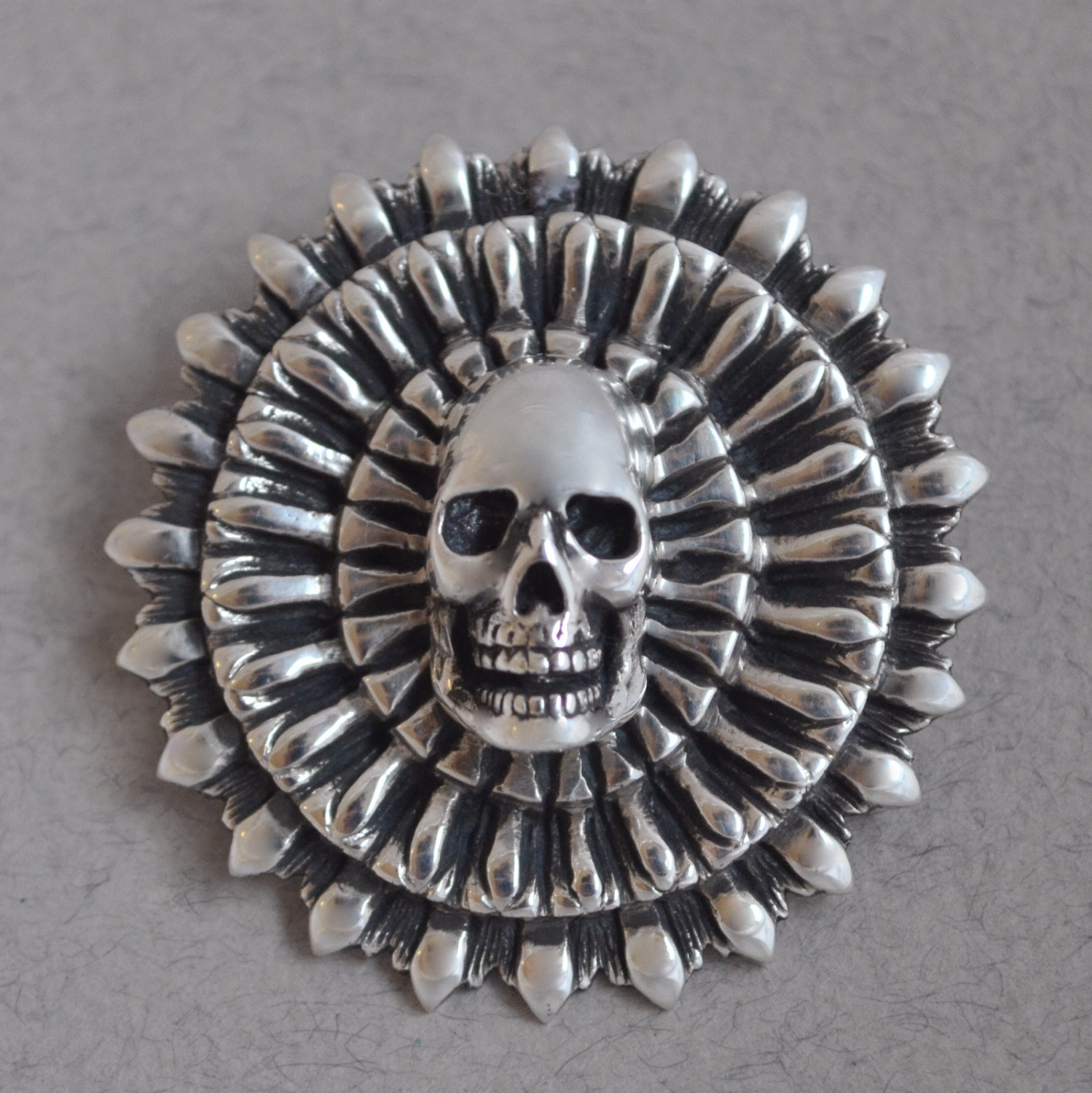 focus skull pendant the wildness jewellery
