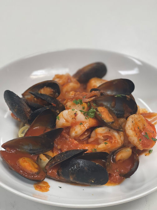 Seafood combo (Red Sauce)