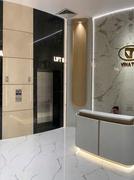 Gạch Dán Tường Chống Thấm Và Dễ Vệ Sinh: Giải Pháp Toàn Diện Cho Không Gian Hiện Đại