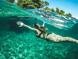 Reef safe sunscreen: false claims and certifications explained.