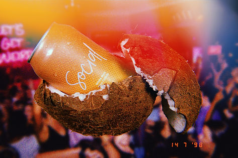 Social Drink Can in Coconut