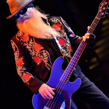 Dusty Hill, o baixista do lendário trio norte-americano ZZ-TOP 