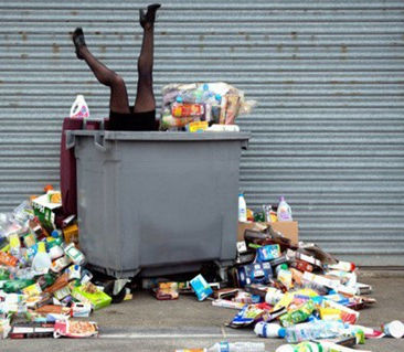 POR QUE AS COISAS SÃO FEITAS PARA NÃO DURAR?