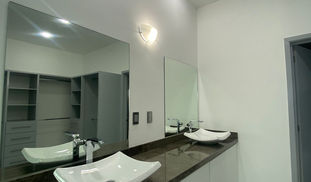 baño grande.jpeg