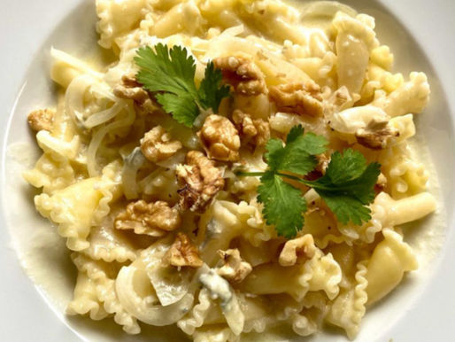 Pasta Fiori mit Gorgonzola – schnell & cremig