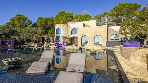Majestic estate