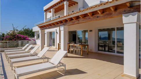 LONG TERM RENTAL