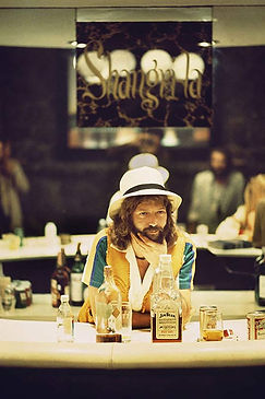 clapton en malibu 1975.jpg