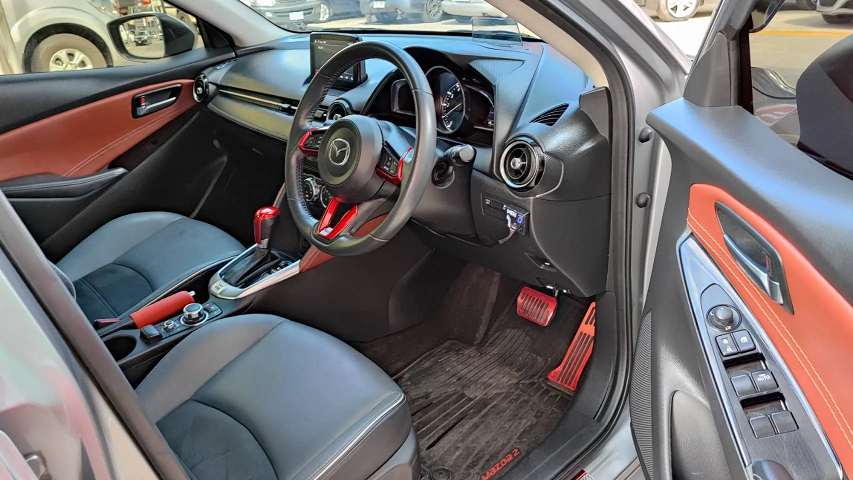 ภาพขนาดย่อ: Mazda2 1.3 High Plus  SKYACTIV-G Topสุด ปี 2019 เพียง 458,000 บาท