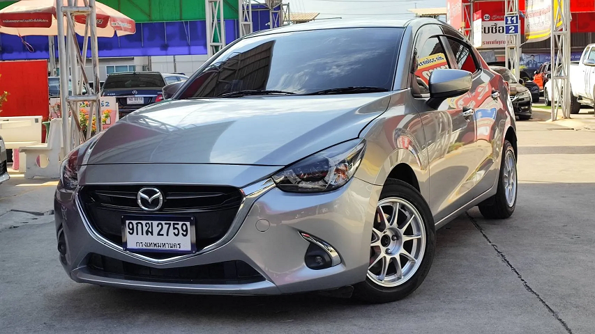 ภาพขนาดย่อ: Mazda2 1.3 High Plus  SKYACTIV-G Topสุด ปี 2019 เพียง 458,000 บาท