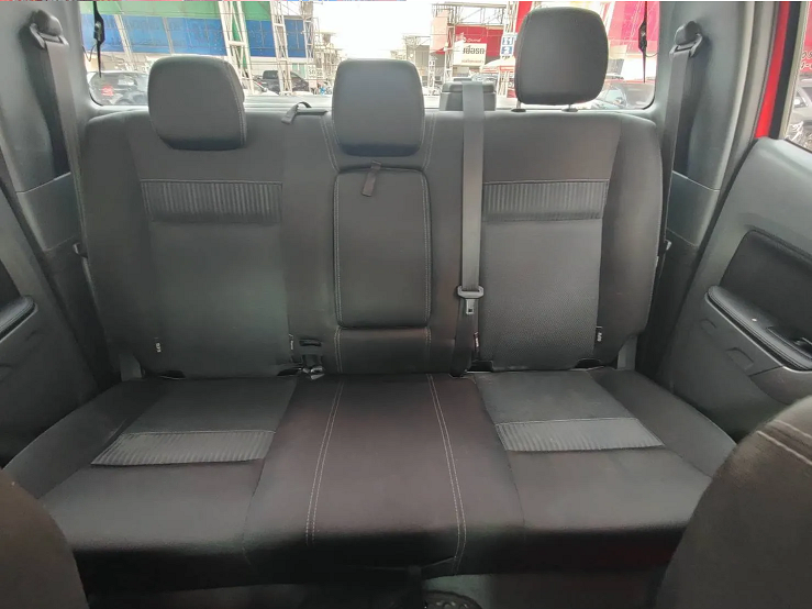 ภาพขนาดย่อ: Ford Ranger 4ประตู 2.2XLT เกียร์ธรรมดา ปี2018 เพียง599,000 บาท