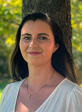 Headshot of Eilish McCarty, Founder of EM Counselling