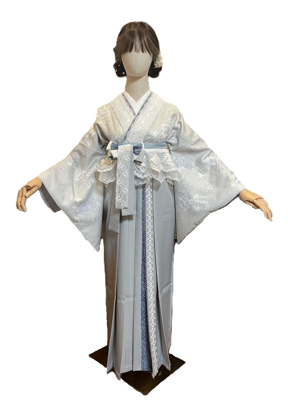 サムネイル： 卒業袴/セット品/週年/卒業/髪飾り付け放題付き/オビパルッフェ付き/イベント/着付け料は含みません/水色レースコーデA