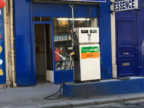 "se nourrir ou conduire ; il faut choisir ! "