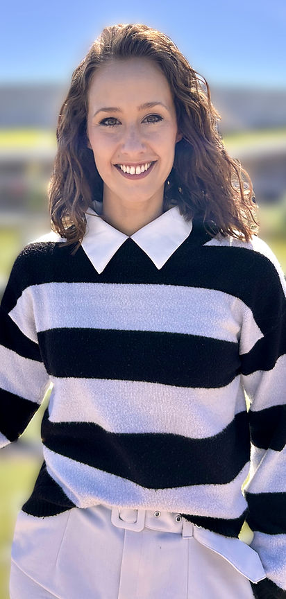 Sara Cañas, coach online para autoestima especializada en sanar abuso narcisista.