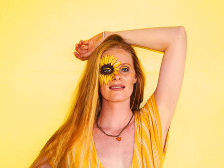 Tara Van Unveils Empowering New Single Glow – A Celebration of Self-Discovery and Joy