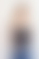 Lilith Max enchants us with their rampaging vocal performance in their newest EP, ‘StoryBook’