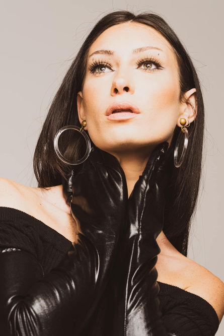 FEATURED ARTIST *KATIE BELLE*