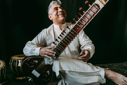 MOHAMED ASSANI - Transit - SINGLE REVIEW 