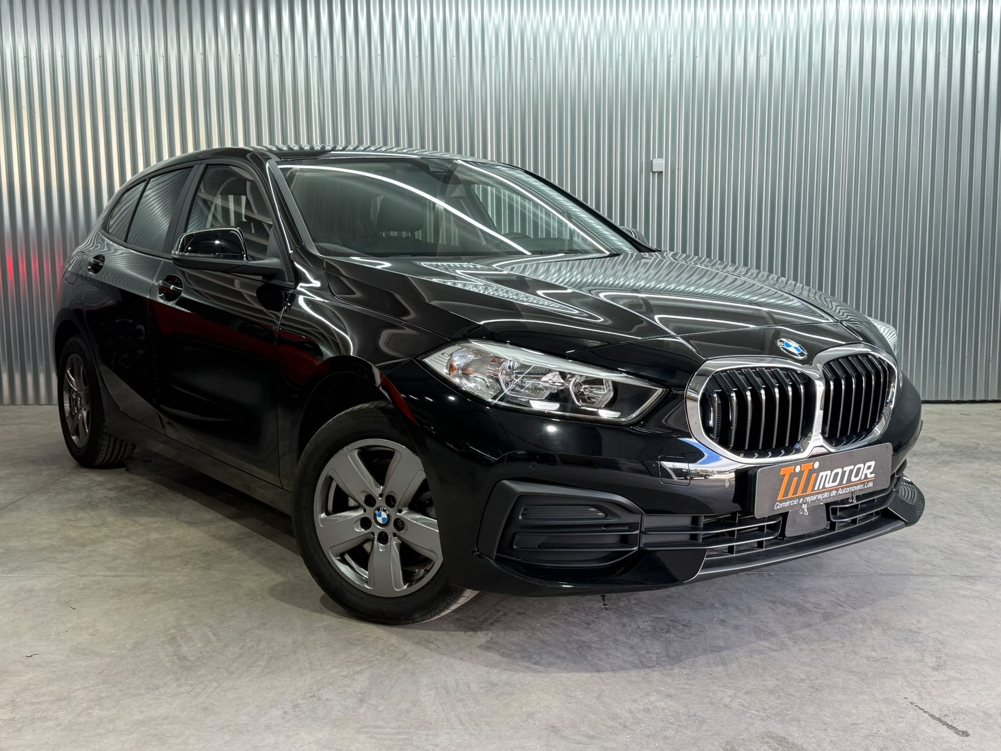 BMW 116 i Aut. Advantage 109 cv