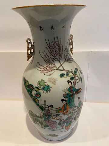 民国江西郭来顺款粉彩人物图双耳瓶- Republic Period Jiangxi