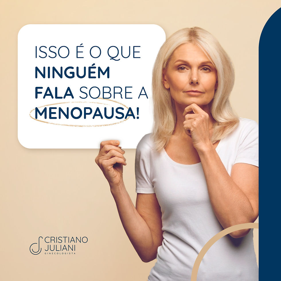 Mulher segurando cartaz sobre menopausa