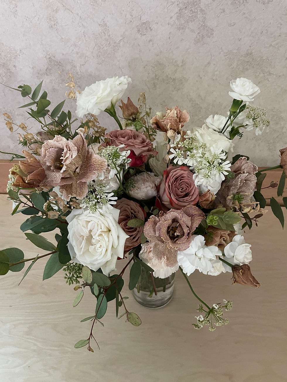 Thumbnail: Valentine's Centerpiece