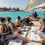 Guide francophone ou excursion en groupe à Zanzibar ?