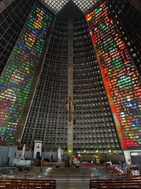 catedral metropolitana de sao sebastiano de rio de janeiro