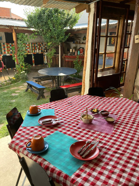 petit déjeuner dans le jardin