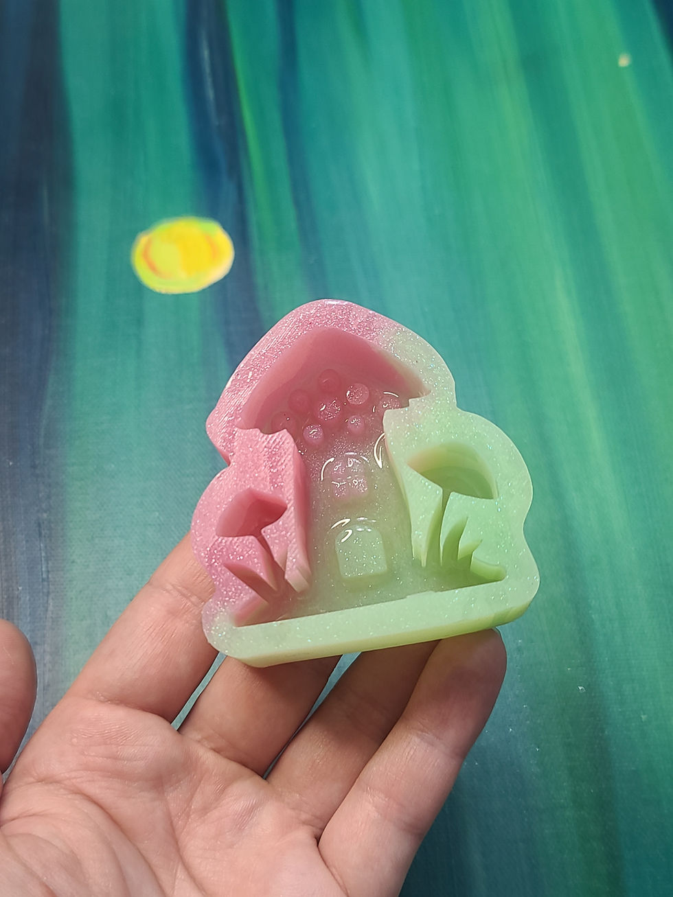 Thumbnail: Small Standing Fairy Mushroom House Silicone Mold