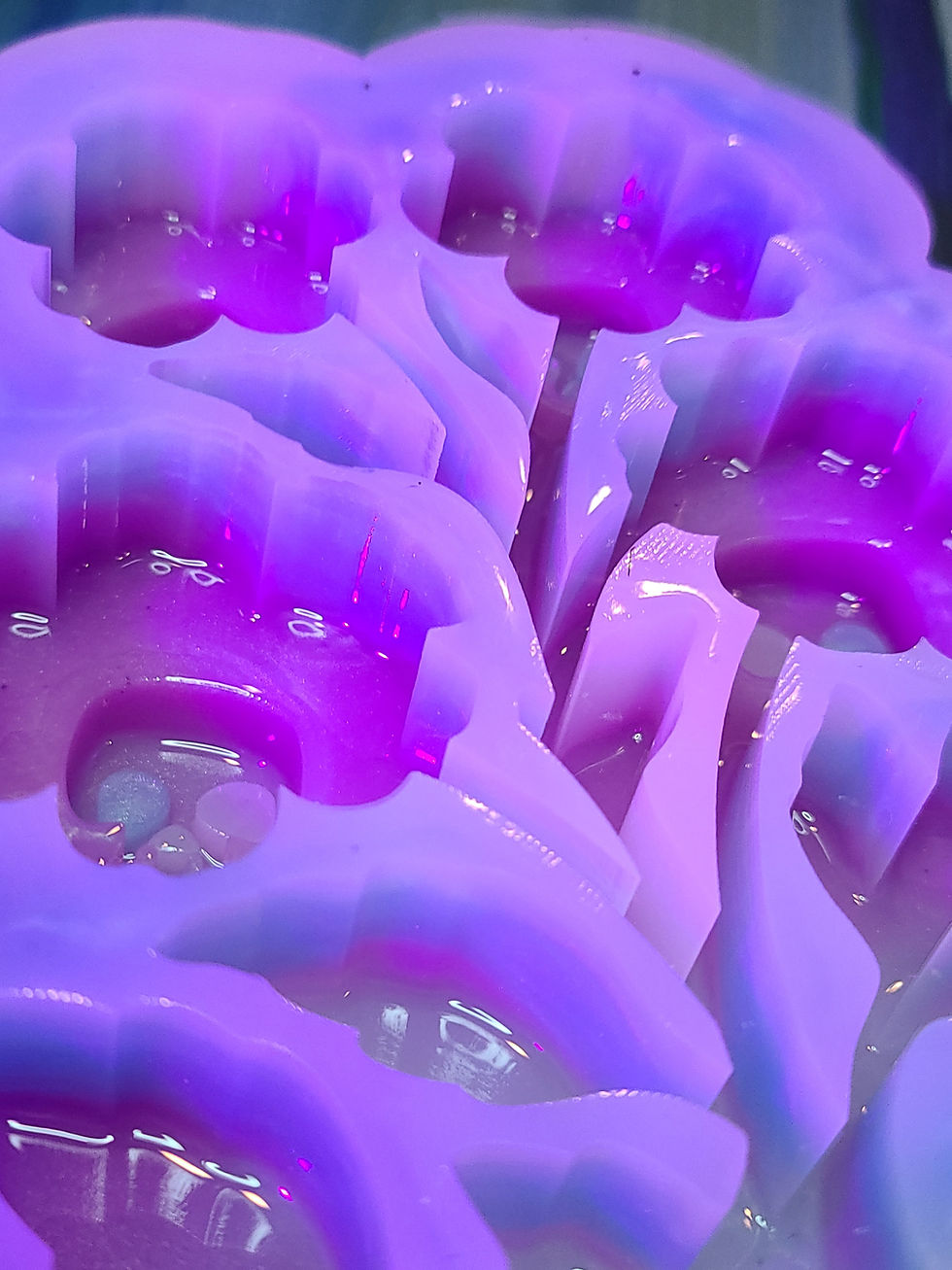 Thumbnail: XL SkullFlower Bunch Handmade Silicone Mold Standing Deep Shiny Mold