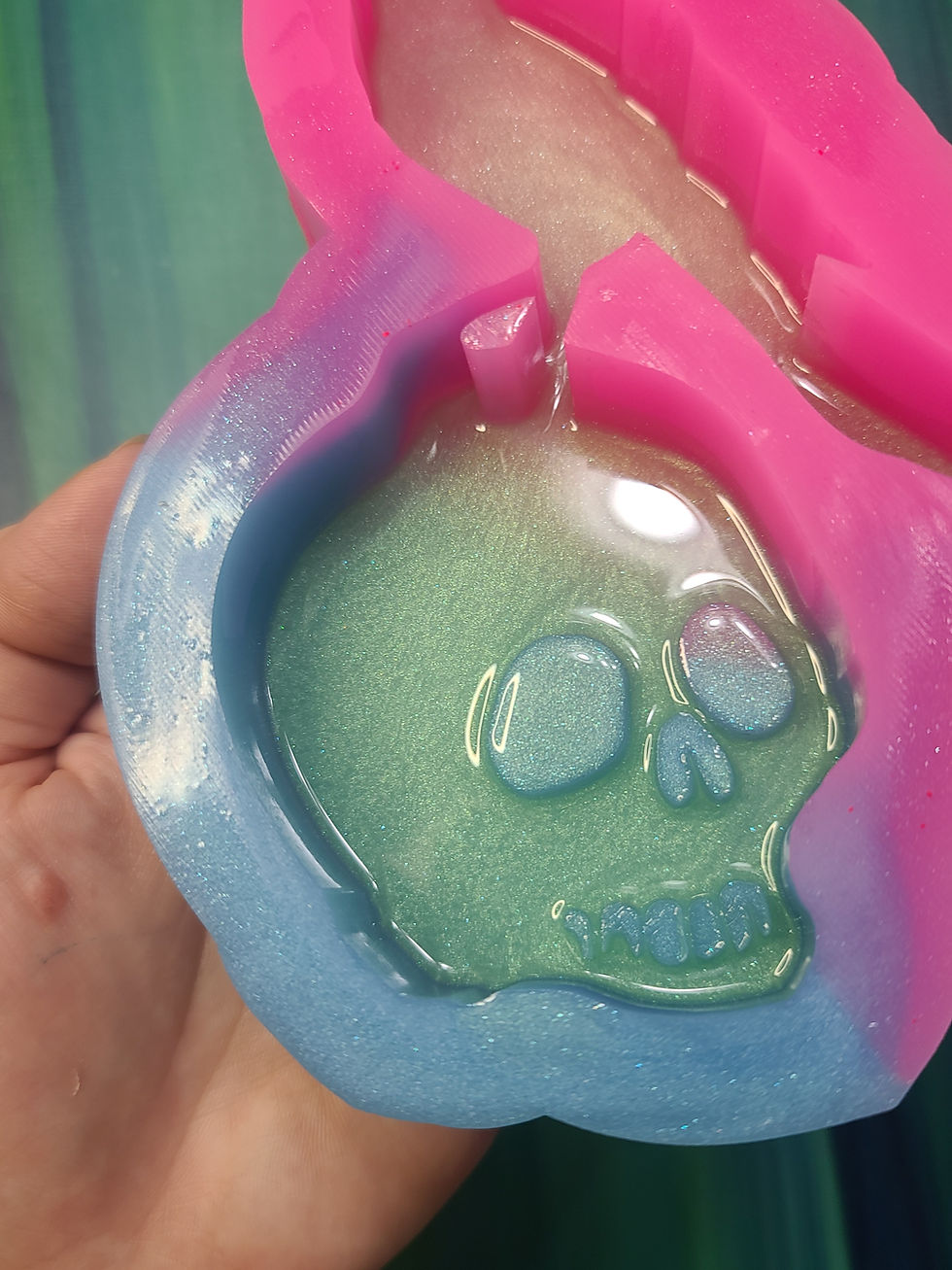 Thumbnail: XL Raven Skull Standing Silicone Mold Handmade