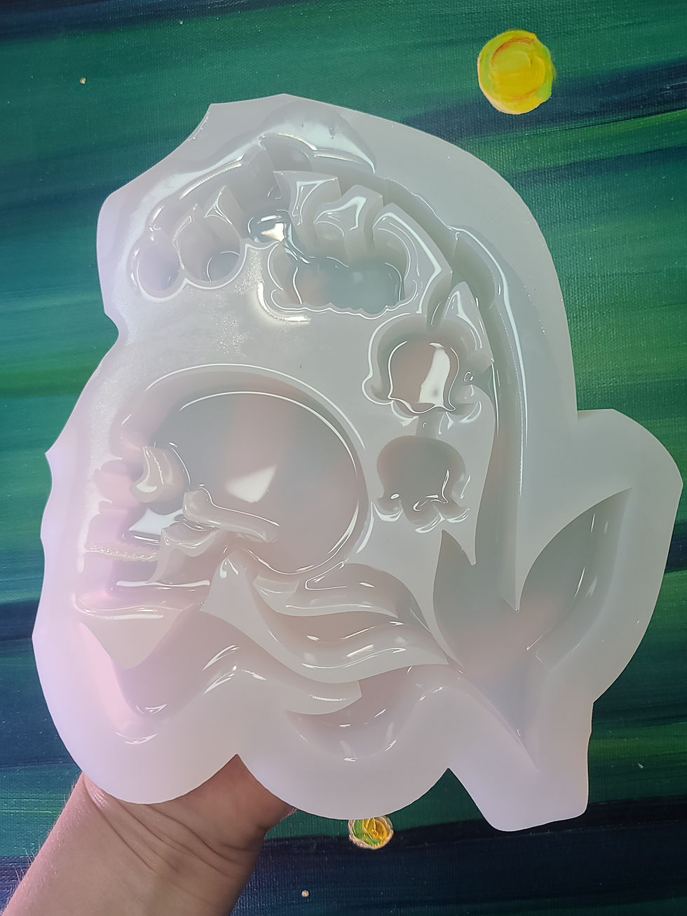 Thumbnail: Lily of Valley Flower Skull Glossy 3d Standing Handmade Silicone Mold