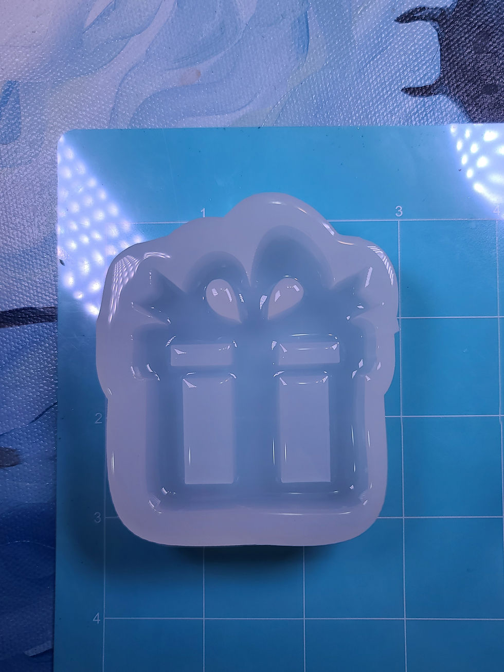 Thumbnail: Gift Box 3d Glossy Thick Handmade Silicone Mold Present Mold