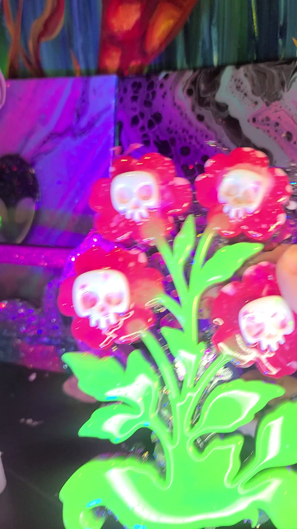 Thumbnail: XL SkullFlower Bunch Handmade Silicone Mold Standing Deep Shiny Mold