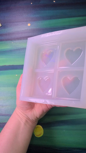 Thumbnail: XL 3d Quad Hearts Deep Glossy Handmade Silicone Mold