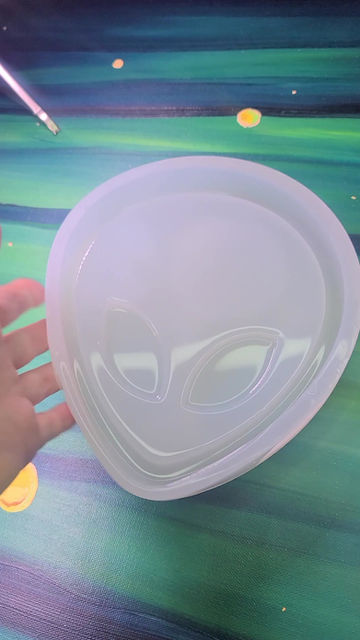 Thumbnail: XL Alien Head Tray DEEP Glossy Handmade Silicone Mold
