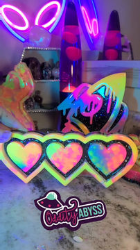 Thumbnail: MOLD Triple Hearts Mold Deco Shiny Handmade Silicone Mold
