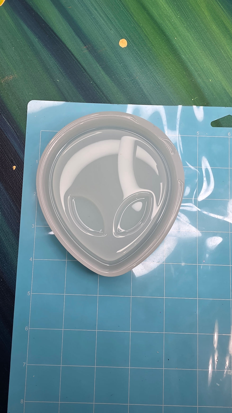 Thumbnail: Alien Head Tray Mold