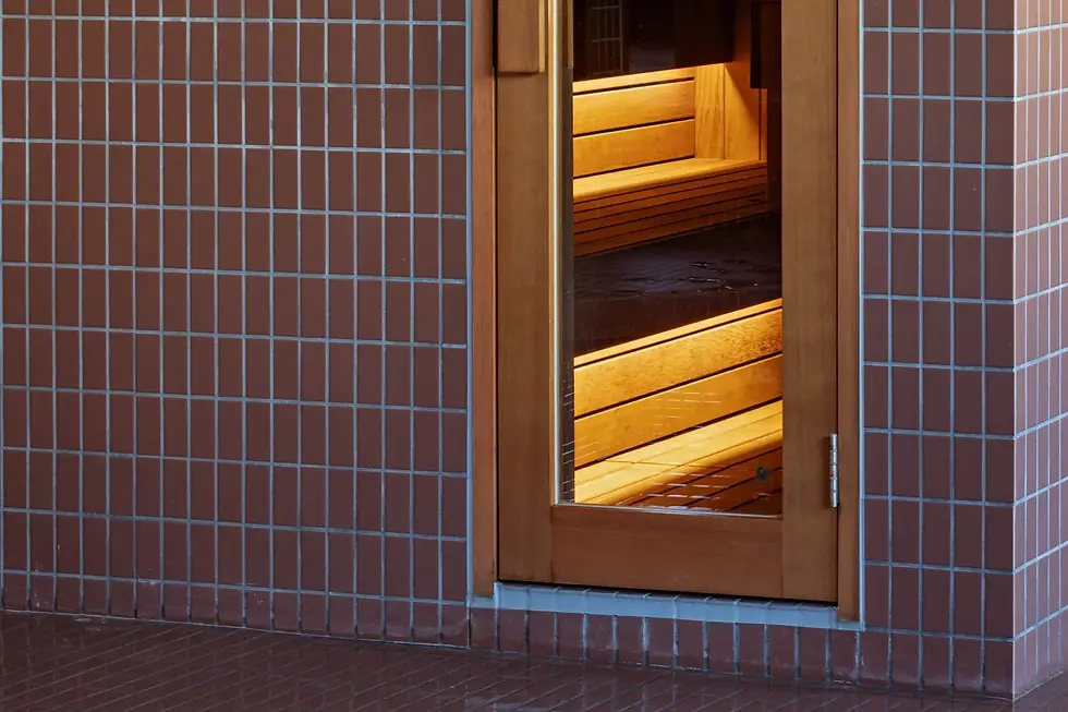 在「島湯」還能體驗芬蘭式桑拿 (圖片來源|島泊/島飯/島湯)。