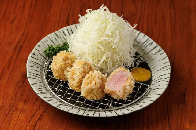 東京神樂坂山 SEMI 的炸豬排相當受歡迎