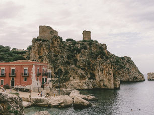Destination wedding in Sicily at a luxury wedding venue overlooking the Mediterranean Sea