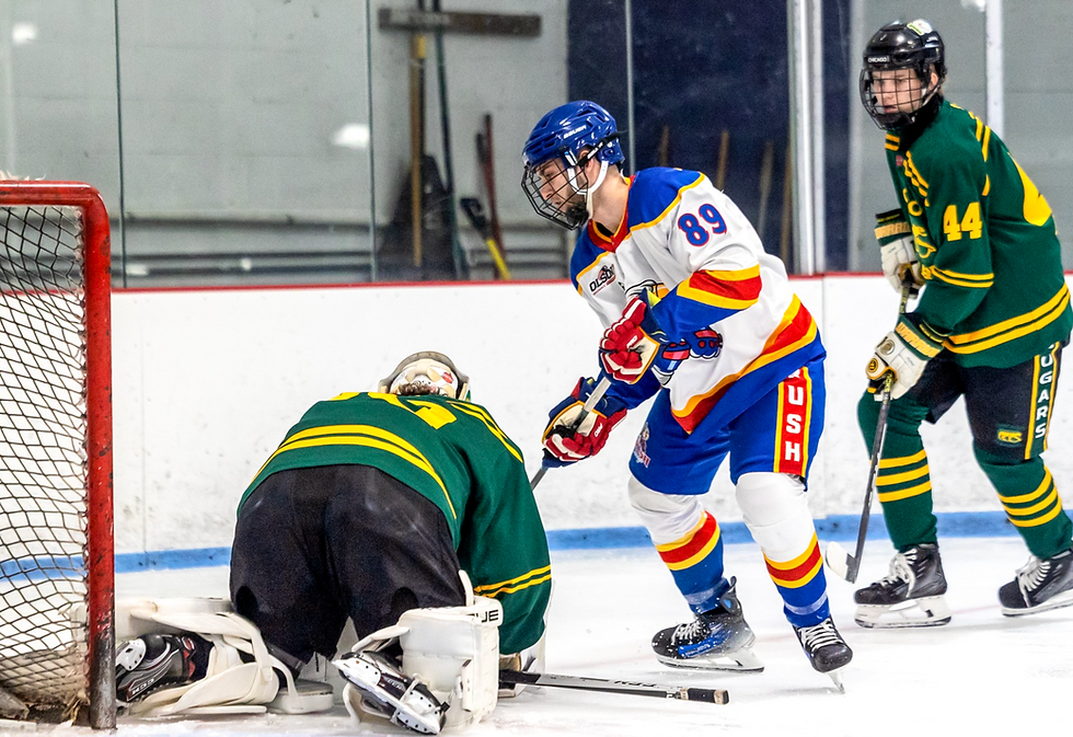 Chicago Crush Forward #89 Konstantinos Koufopoulos ready for a rebound | Photo by Beverly Buchinger