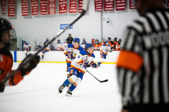 Chicago Crush Elite Dazzles at 2024 USPHL Detroit Showcase